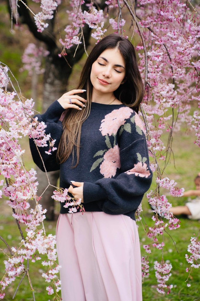 Smell the Elegance of Spring (Full Outfit)