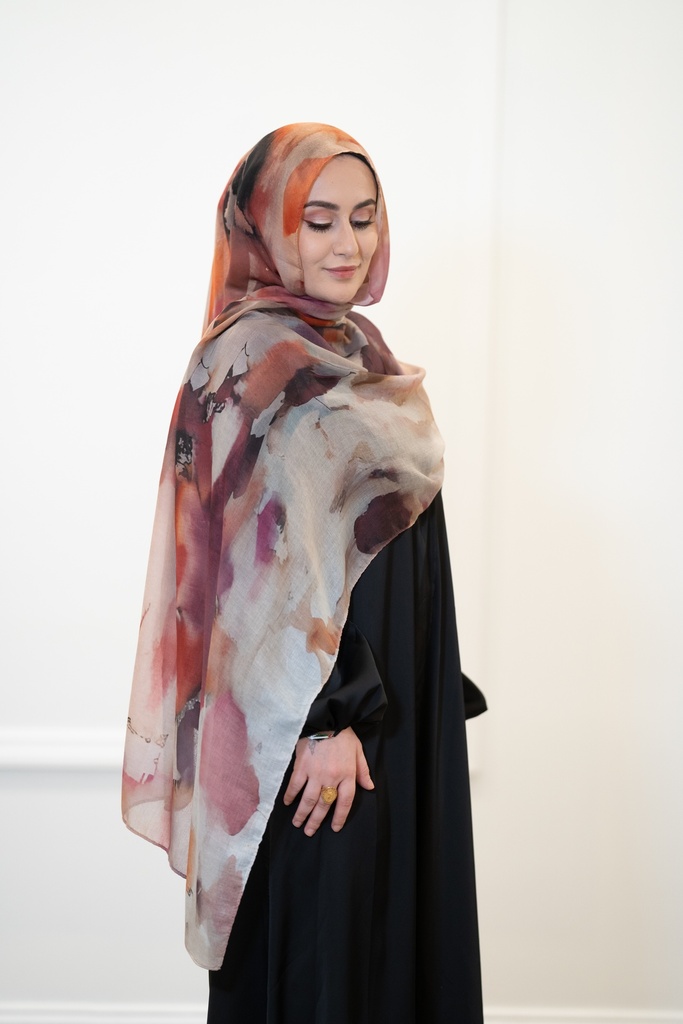 Warm Colored Wavy Scarf 