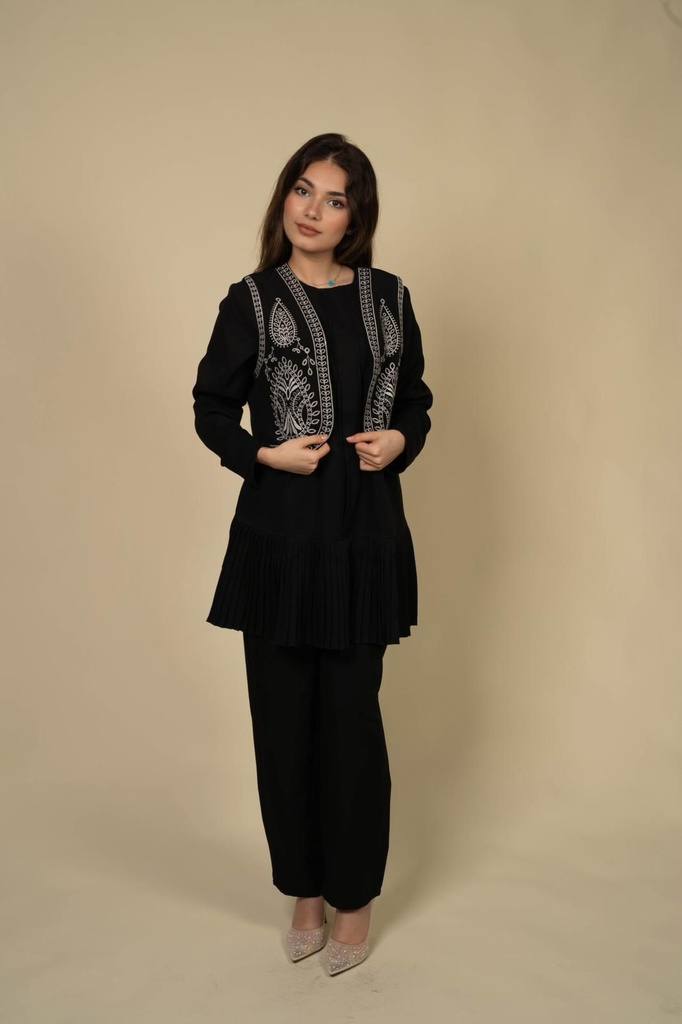 Modest Black Elegant Set 